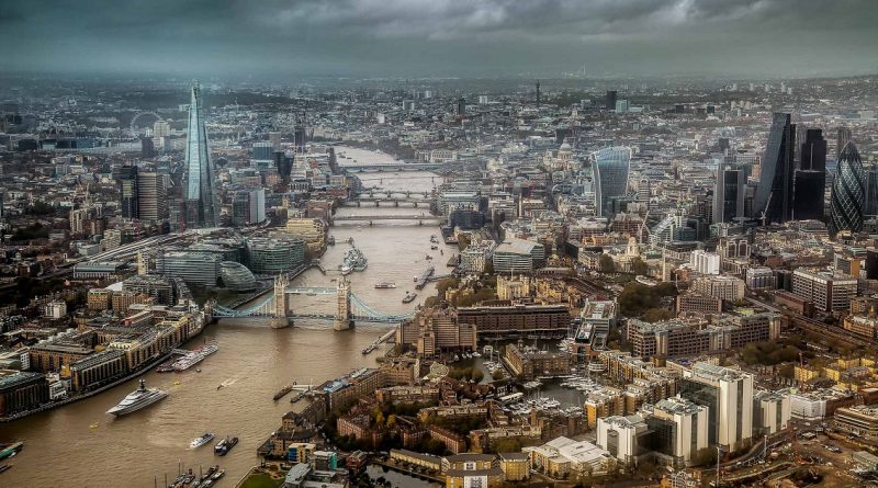 Трущобы Лондона: десятки тысяч людей в столице живут в незаконных сооружениях 25122017 Общество: Трущобы Лондона: десятки тысяч людей в столице живут в незаконных сооружениях