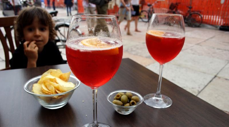 Законно ли давать детям алкоголь? 15122017 Закон и право: Законно ли давать детям алкоголь?