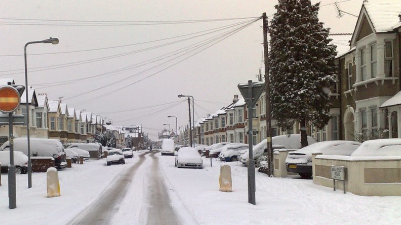 Погода: Великобритания пережила самую холодную ночь в этом году