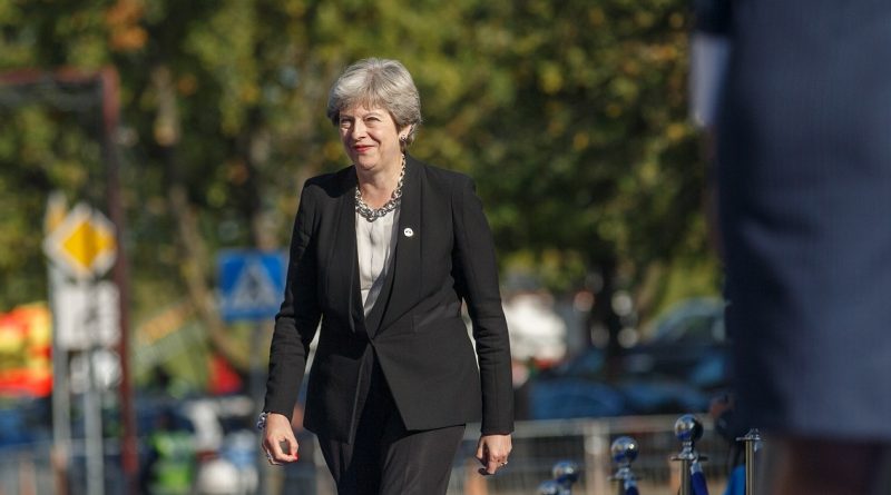 Происшествия: В Лондоне сорван план убийства Терезы Мэй