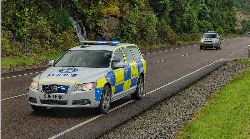 В Абердине школьный автобус столкнулся с грузовиком 15122017 Происшествия: В Абердине школьный автобус столкнулся с грузовиком