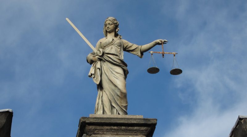 Судьи обвиняют Министерство юстиции в расовой дискриминации 20122017 Закон и право: Судьи обвиняют Министерство юстиции в расовой дискриминации