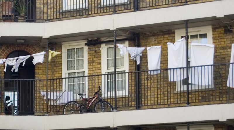 Недвижимость: Универсальный кредит приведет к жилищному кризису