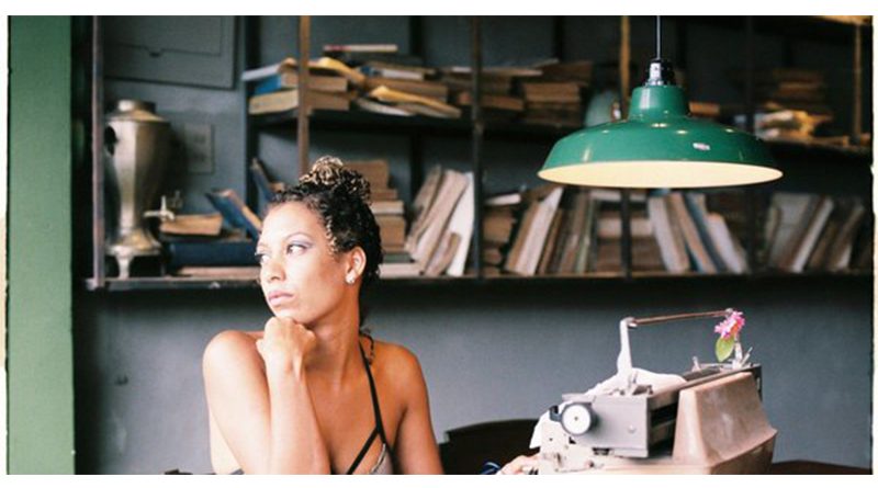 32-летняя британская певица Даниэлла Обенг найдена мертвой в гостиничном номере в Катаре 10122017 Знаменитости: 32-летняя британская певица Даниэлла Обенг найдена мертвой в гостиничном номере в Катаре