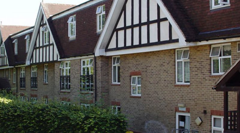 32-летний Антони Дженнингс обвиняется в убийстве старушки в доме престарелых 03122017 Происшествия: 32-летний Антони Дженнингс обвиняется в убийстве старушки в доме престарелых