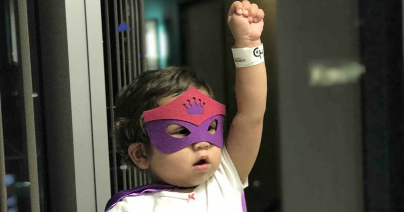 Популярное: Дети, сражающиеся с раком, получили маски любимых супергероев