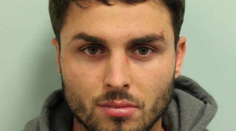 Виновник кислотной атаки в клубе Лондона приговорен к тюремному сроку 20122017 Закон и право: Виновник кислотной атаки в клубе Лондона приговорен к тюремному сроку