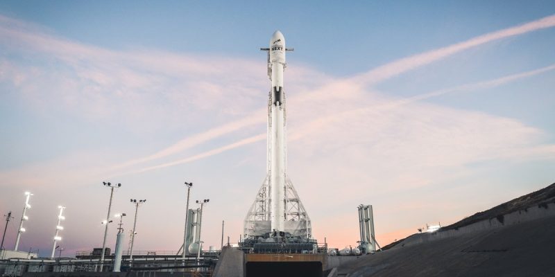 В мире: Запуск ракеты-носителя Falcon 9 вызвал ажиотаж среди жителей США