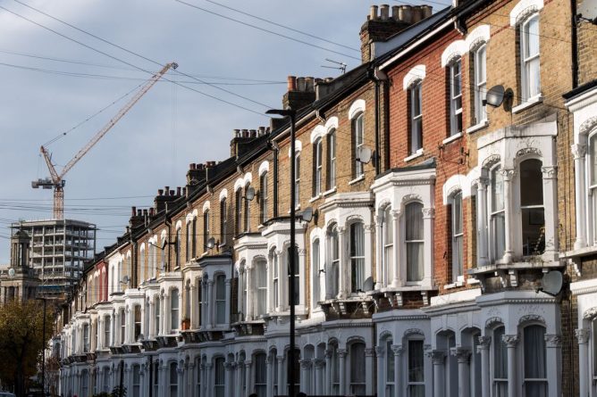 Бизнес и финансы: Рынок недвижимости Лондона будет дешеветь в 2018 году