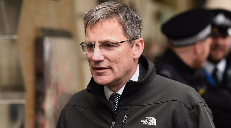 У высокопоставленного офицера контрразведки украли секретные документы 08122017 Закон и право: У высокопоставленного офицера контрразведки украли секретные документы