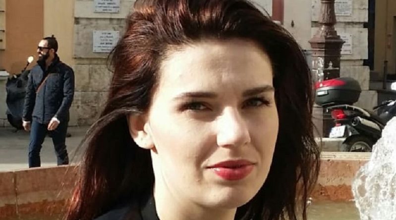 Полиция назвала имя женщины, которая четырежды попала под колеса авто в Лондоне 20122017 Происшествия: Полиция назвала имя женщины, которая четырежды попала под колеса авто в Лондоне