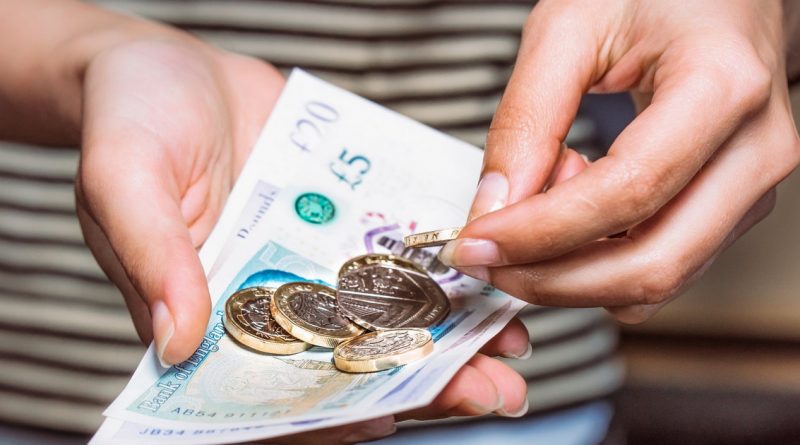 Общество: Универсальный кредит не работает без поддержки муниципальных властей