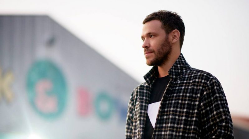 Водитель автобуса назвал Уилла Янга гомосексуалистом 06012018 Знаменитости: Водитель автобуса назвал Уилла Янга гомосексуалистом