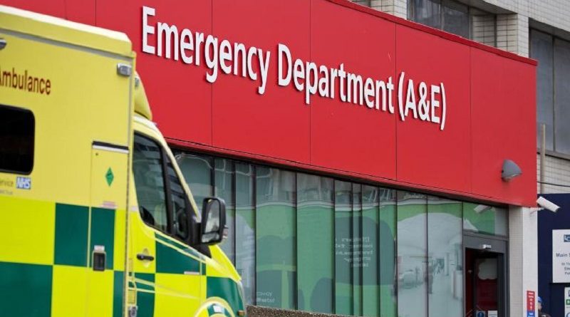 Мужчина замерз до смерти на пороге дома, из которого его выселили 26012018 Происшествия: Мужчина замерз до смерти на пороге дома, из которого его выселили