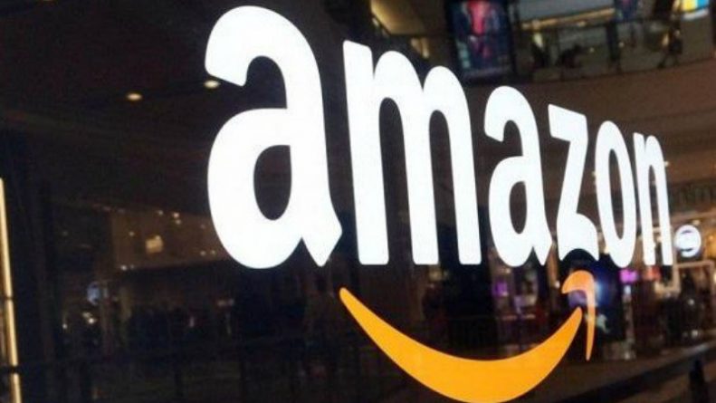 Общество: Уволенные без предупреждения работники Amazon 6 часов провели на морозе