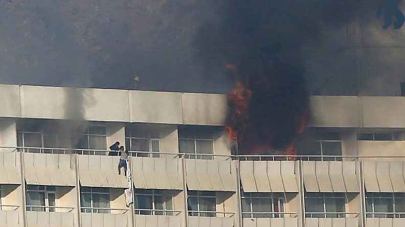 В мире: Отель в Кабуле освобожден от террористов: осада длилась 12 часов
