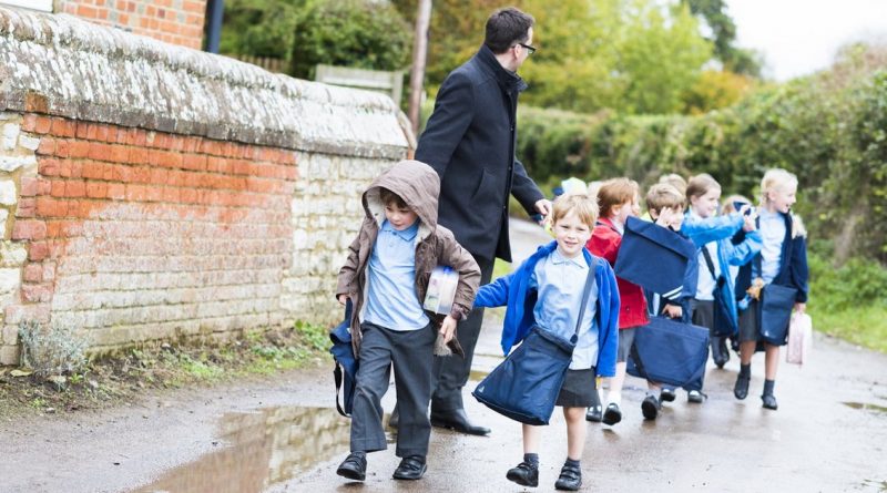 Общество: Четырехдневка поневоле: бюджетные проблемы в престижной школе
