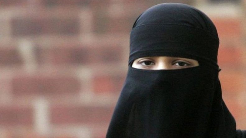 Общество: Британская школа требует от правительства четких норм на ношение детьми хиджабов