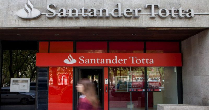 Бизнес и финансы: Santander объявил об отказе от комиссии за несанкционированный овердрафт