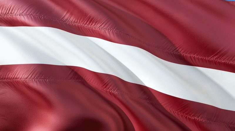 Поток эмигрантов из Латвии нарастает 01022018 В мире: Поток эмигрантов из Латвии нарастает