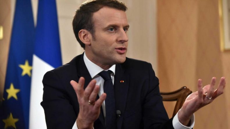 Политика: Французский президент уверен, что французы также проголосовали бы за выход из состава ЕС