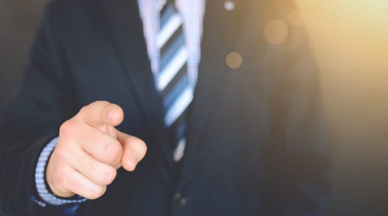 Консерваторы обвиняют Дэвиса в превращении Великобритании в "вассала Европы" 24012018 Политика: Консерваторы обвиняют Дэвиса в превращении Великобритании в "вассала Европы"