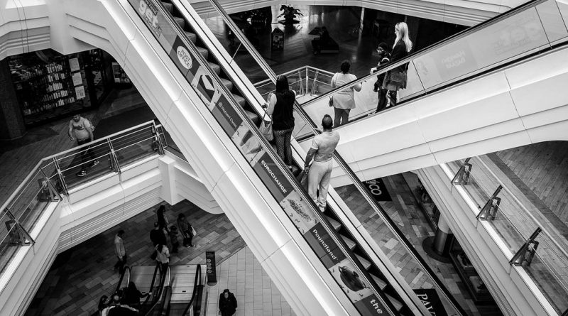 Происшествия: Торговый центр The Gallerie в Бристоле эвакуирован из-за пожара