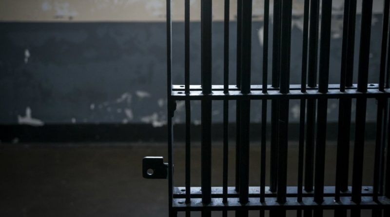 Заключенная покончила с собой: сотрудники тюрьмы предстали перед судом 02022018 Закон и право: Заключенная покончила с собой: сотрудники тюрьмы предстали перед судом