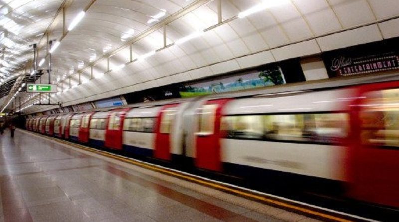 Поножовщина в лондонском метро 02022018 Происшествия: Поножовщина в лондонском метро