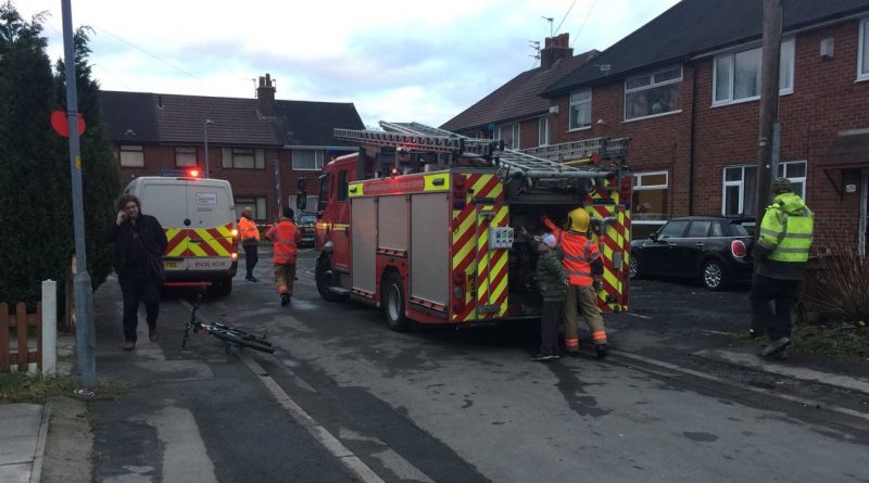 В жилом квартале Большого Манчестера прогремел взрыв 05022018 Происшествия: В жилом квартале Большого Манчестера прогремел взрыв