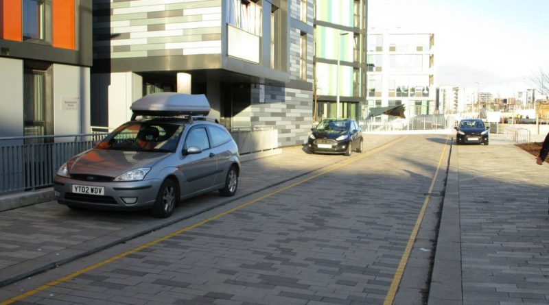 Парковка на тротуаре: как избежать штрафа и что об этом говорит закон? 17022018 Закон и право: Парковка на тротуаре: как избежать штрафа и что об этом говорит закон?