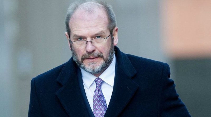 Cудью не лишили водительских прав при наличии 12 штрафных баллов 10022018 Закон и право: Cудью не лишили водительских прав при наличии 12 штрафных баллов