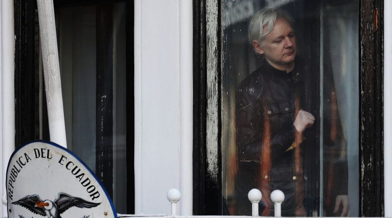 Основателя WikiLeaks по-прежнему ожидает арест и экстрадиция в Швецию 06022018 Политика: Основателя WikiLeaks по-прежнему ожидает арест и экстрадиция в Швецию