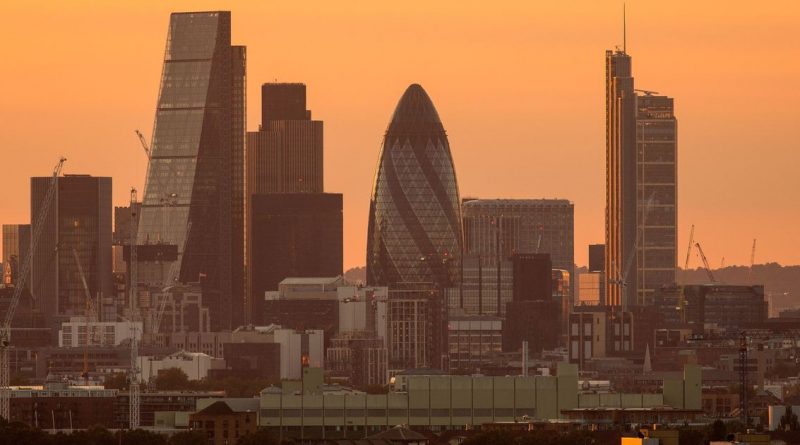 Brexit: Нью-Йорк может подвинуть Лондон на пьедестале финансовой столицы 16022018 Бизнес и финансы: Brexit: Нью-Йорк может подвинуть Лондон на пьедестале финансовой столицы