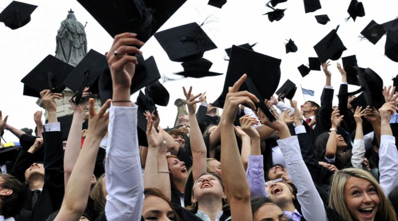 Британские университеты второй год подряд теряют студентов 06022018 Общество: Британские университеты второй год подряд теряют студентов