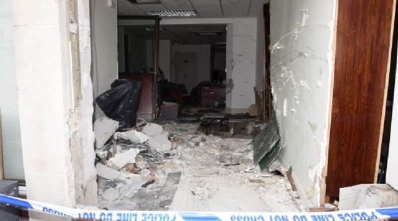 Воры в последний момент передумали грабить банк 05022018 Происшествия: Воры в последний момент передумали грабить банк