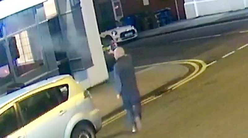 Пьяный мужчина открыл стрельбу в пабе Бирмингема 14022018 Происшествия: Пьяный мужчина открыл стрельбу в пабе Бирмингема