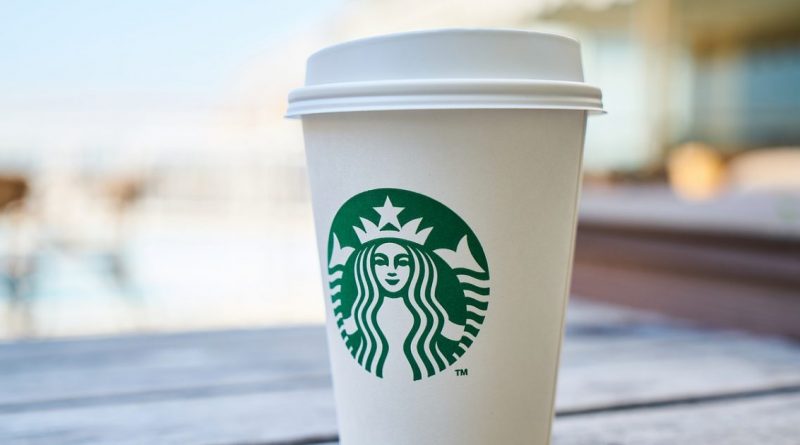 Общество: Starbucks ввела налог на латте
