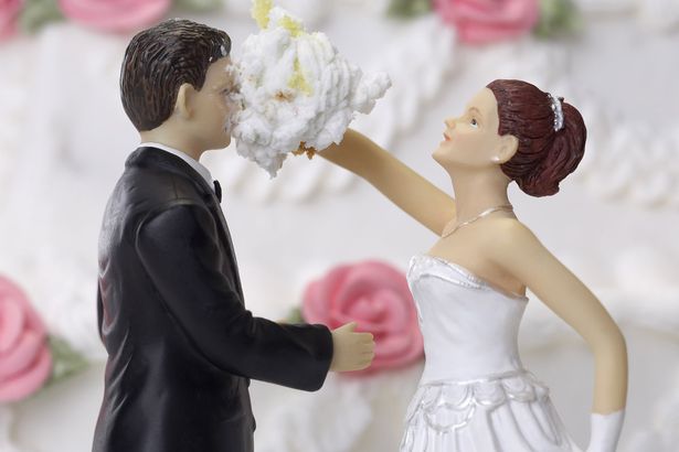 А может, количество разводов увеличивается из-за популярности Divorce parties? рис 2