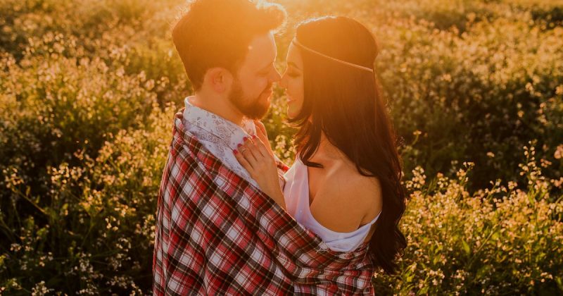 Технологии: В Великобритании запустили приложение для знакомств, которое поможет одиночкам из сельской местности отыскать любовь