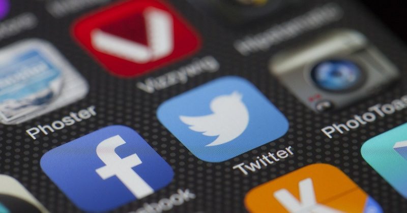 Общество: 3 факта, которые вам нужно знать о деятельности Twitter
