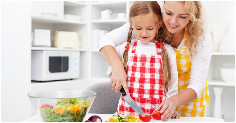 Лайфхаки и советы: 3 вегетарианских блюда, которые просто приготовить с детьми