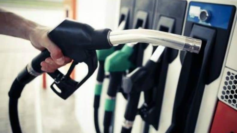 Общество: Цена на бензин уже подскочила, и это только начало. Как вы можете экономить на топливе