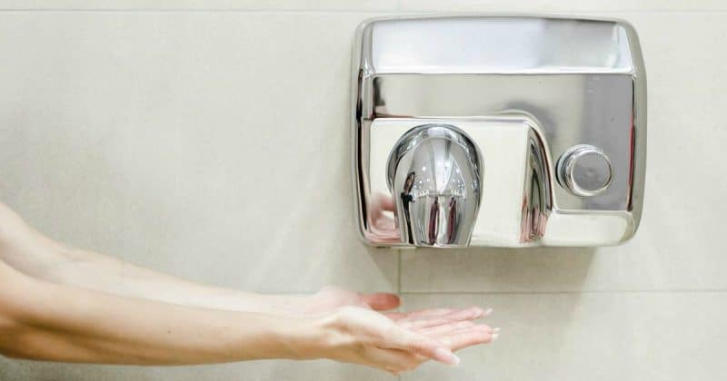 Здоровье и красота: Шокирующая правда: почему сушилки для рук опасны для здоровья?