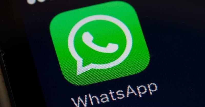 Технологии: Европейцам младше 16 лет  запретят использовать приложение WhatsApp