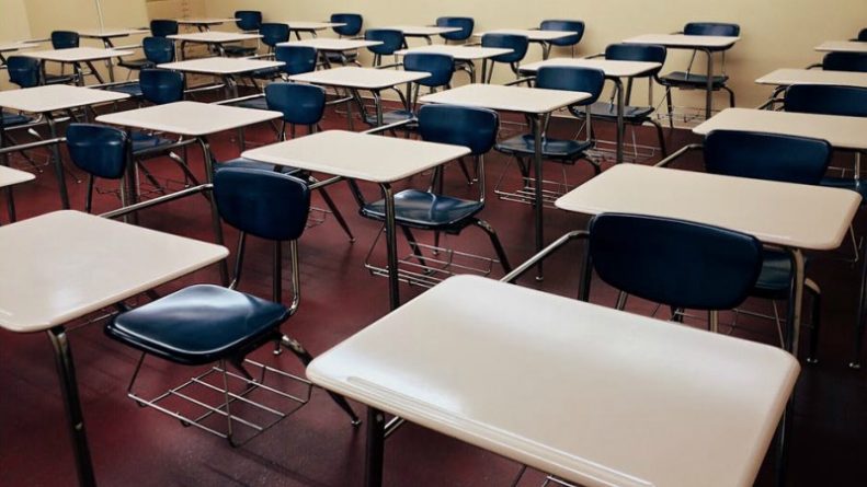 Общество: Школа планирует распускать учеников в 14:00, чтобы учителя имели больше времени для планирования занятий