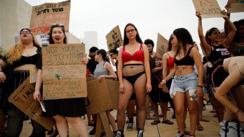 Общество: "Женщины сами хотят, чтобы их насиловали": в Израиле прошел марш-протест за права женщин