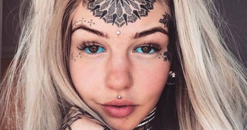 Общество: Надоело быть серой мышкой: девушка сделала себе 50 тату, раздвоенный язык и голубые белки глаз