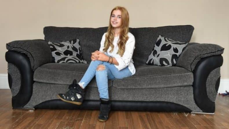 Общество: Подросток-инвалид хотела покончить жизнь самоубийством, поскольку сверстники называли ее "деревянные ноги"