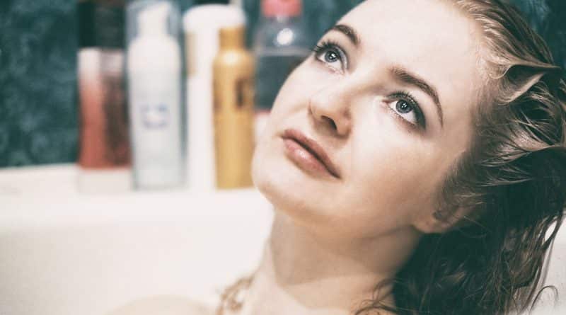 Здоровье и красота: Регулярное принятие горячей ванны может снизить риск сердечных заболеваний